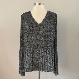 NWOT The Limited 🐆 Cheetah Pleated V-Neck Blouse Black White XL